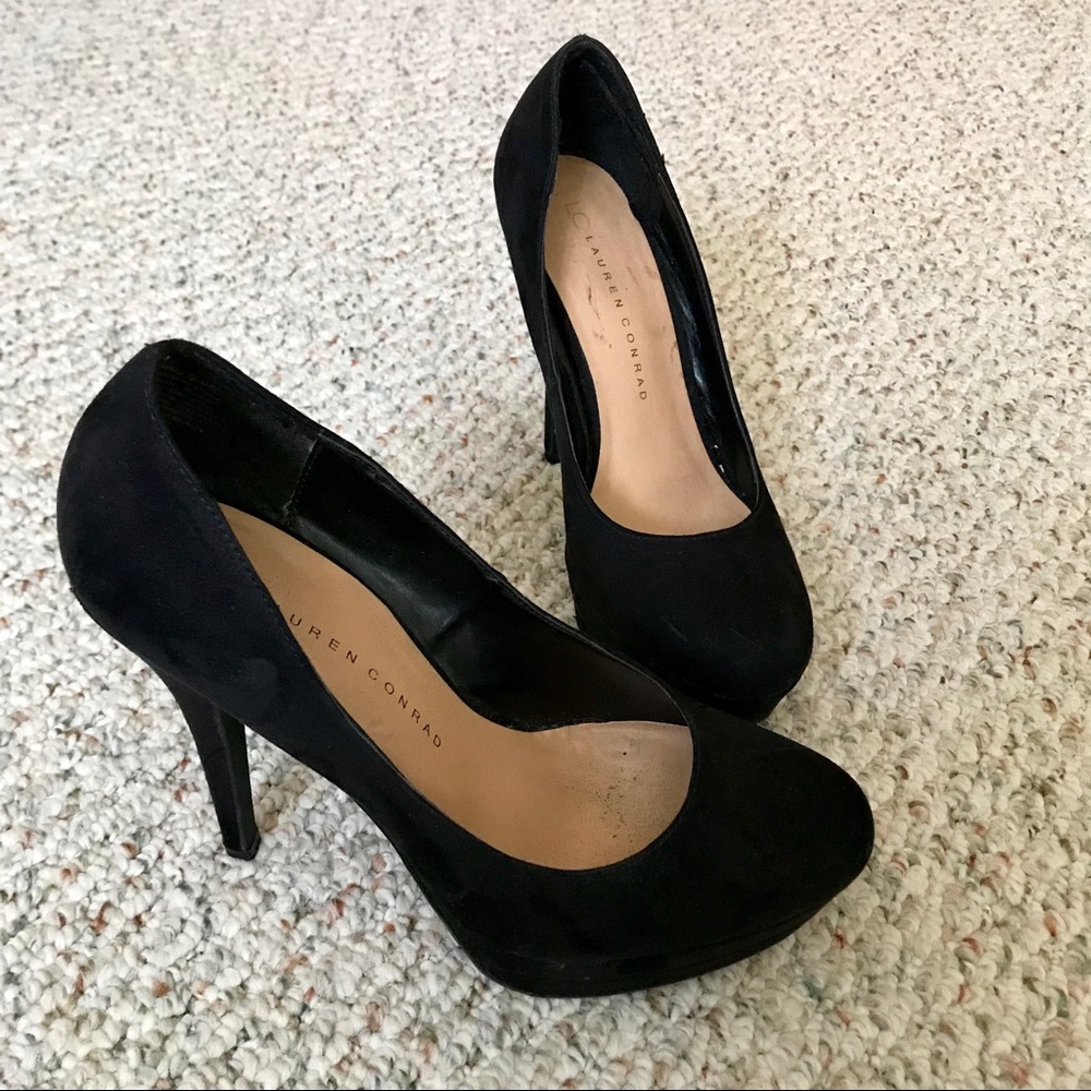 Black size 8 heel